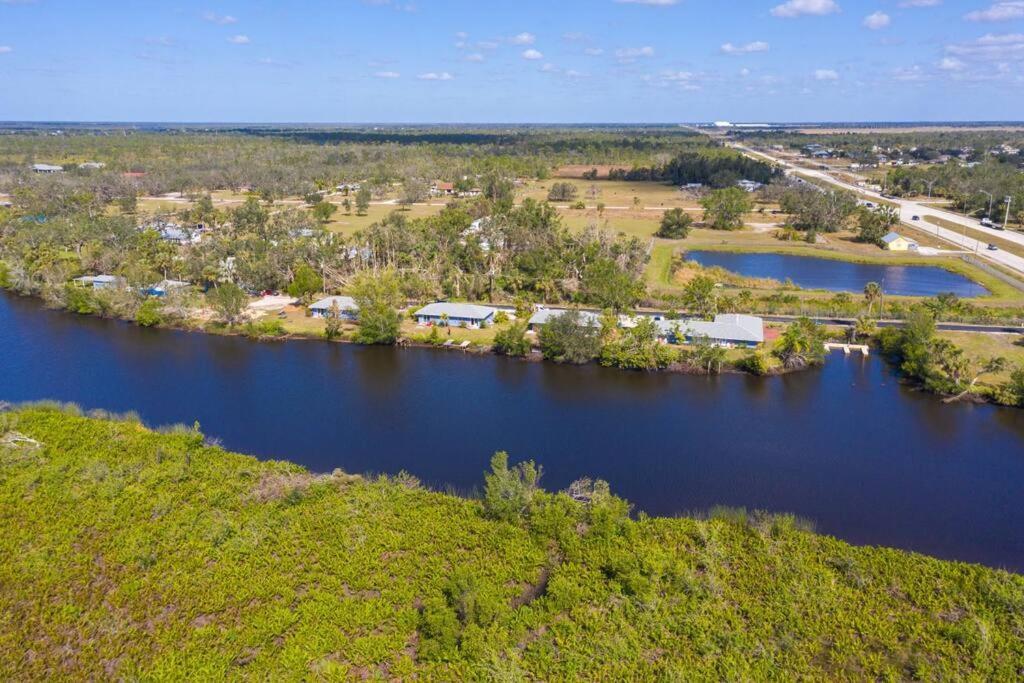 Beautiful Waterfront 1 Bedroom #4 Punta Gorda Exteriör bild